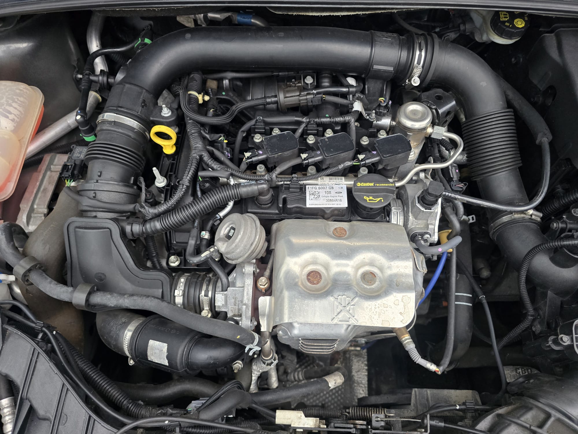 Motorraum – Vorher